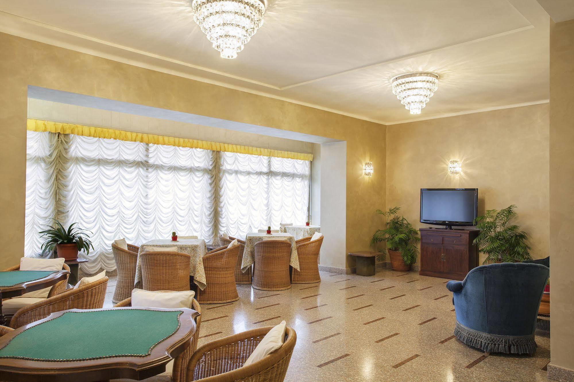 Tre Laghi Hotel Nebbiuno Exteriér fotografie